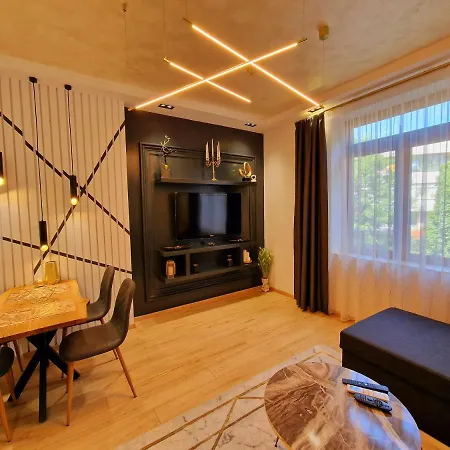 Apartment Fs - Beautiful In The Center Of