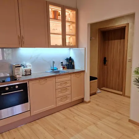 Fs - Beautiful In The Center Of *