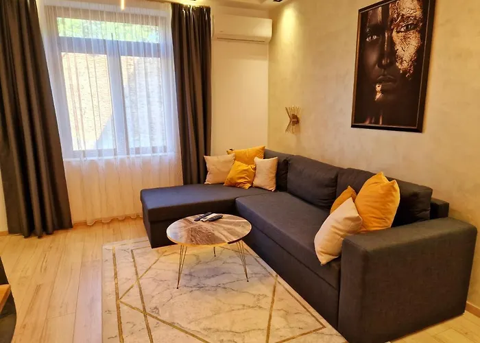 Apartment Fs - Beautiful In The Center Of