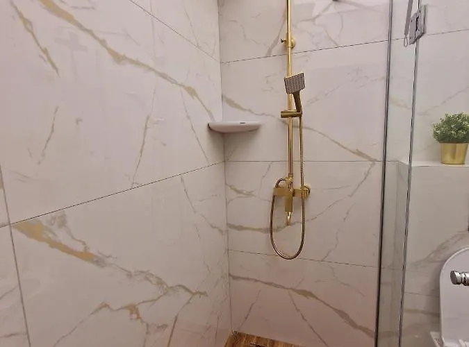 Apartment Fs - Beautiful In The Center Of *